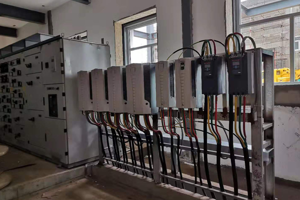 一腔熱血暖寒冬，拼搏奮進保節(jié)點——來自工程前線的報道